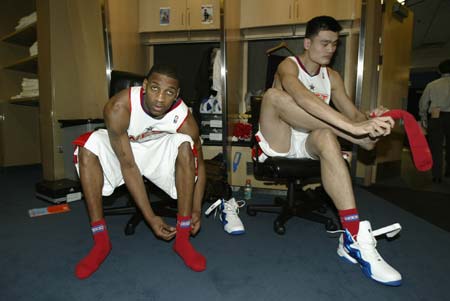 压进了那记 压进了那记